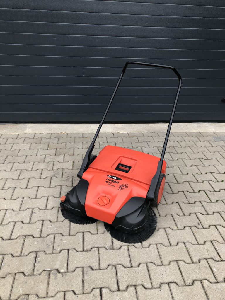 Haaga veegmachine voor loods